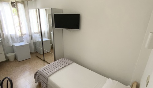Habitación individual básica