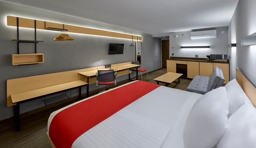 Habitación superior, 1 cama de matrimonio grande con sofá cama