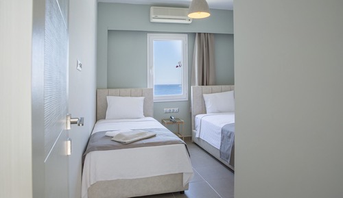 Habitación superior, 2 habitaciones, balcón, vistas al mar