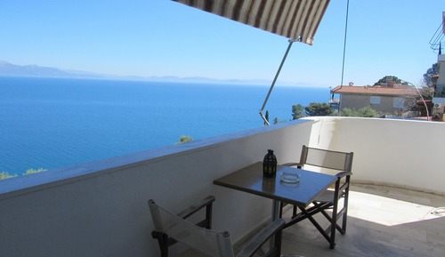Estudio superior, vistas al mar