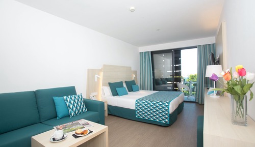 Suite junior, bañera de hidromasaje (3 adults + 1 child)