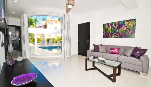 Apartamento de lujo, 2 habitaciones, terraza, vistas a la piscina