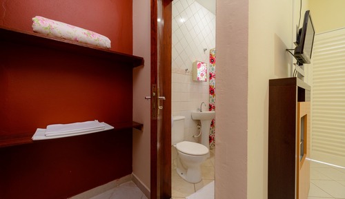 Quarto Quadruplo sem Estacionamento