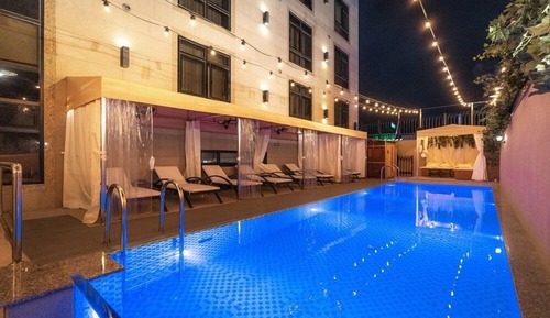 Signature Familie Suite Double Two Beds Breakfast Buffet PKG (38 Square meter)
