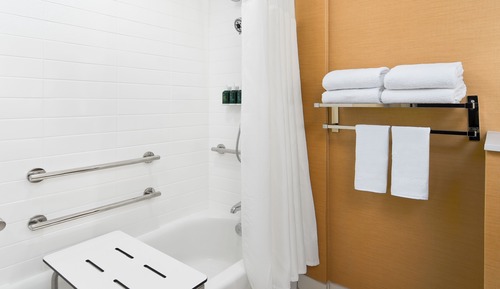 Suite, varias camas, no fumadores (Mobility/Hearing Accessible, Tub)