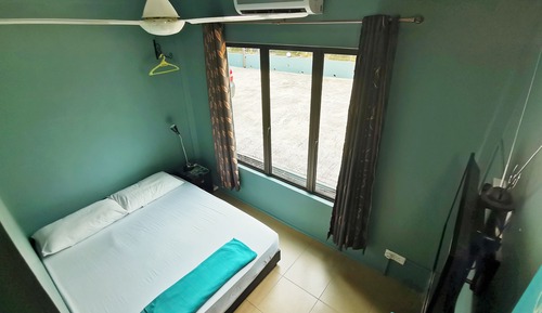 Habitación doble, baño privado