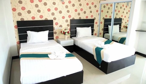 Habitación con 2 camas individuales