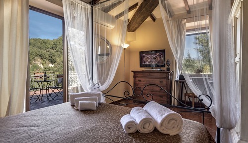 Suite clásica, 1 cama de matrimonio grande, vistas al parque