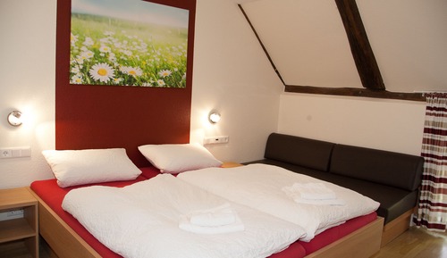 Habitación cuádruple estándar (5)