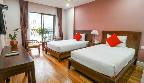 Eco Twin with Balcony