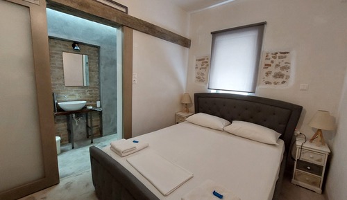 Apartamento, 1 habitación, planta baja (Athinon)
