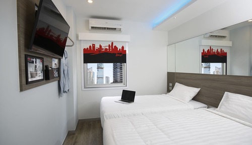 Habitación con 2 camas individuales