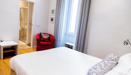 Habitación clásica con 1 cama doble o 2 individuales
