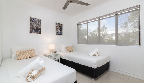 Apartamento, 2 habitaciones, vistas a la piscina