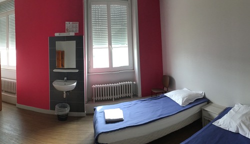 Habitación cuádruple económica