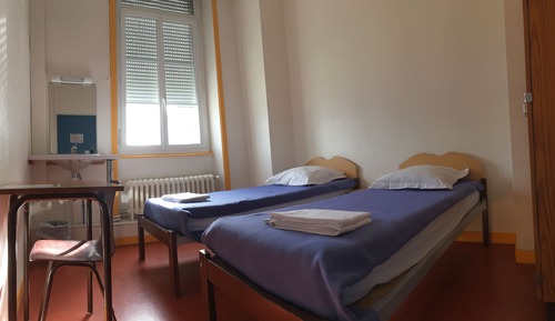 Habitación económica con 2 camas individuales
