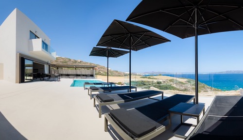 Villa Premier, mirando al mar