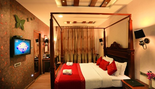 Suite de lujo, 1 cama de matrimonio, patio, planta ejecutiva