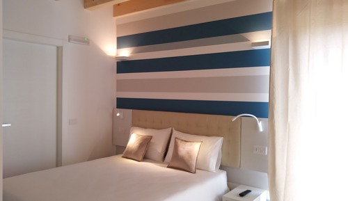 Habitación clásica con 1 cama doble o 2 individuales