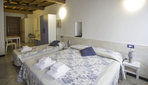 Habitación doble, vistas al mar (with extra bed)