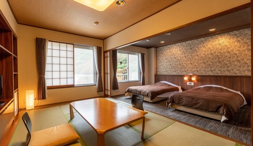 Habitación estándar con 2 camas individuales, no fumadores (Japanese-Western, Shared Bathroom)