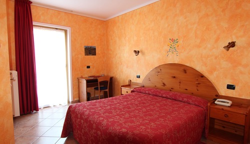 Habitación estándar doble, balcón, vistas a la montaña