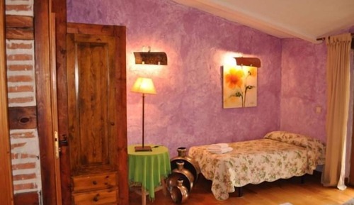Estudio (3 Adults)