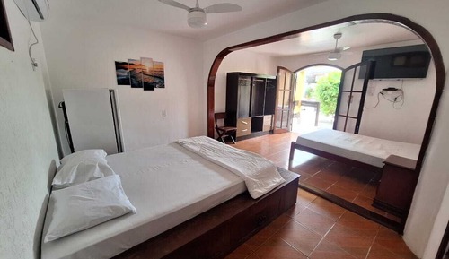 Habitación cuádruple estándar