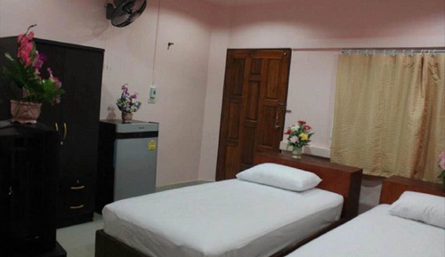 Habitación estándar con 2 camas individuales