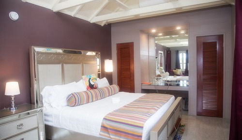 Suite estudio Premium, 1 cama de matrimonio grande, balcón, vistas a la piscina