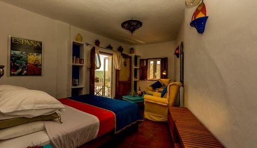 Habitación de lujo con 1 cama doble o 2 individuales, 1 cama de matrimonio grande, balcón