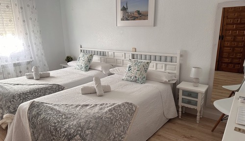 Habitación clásica con 2 camas individuales