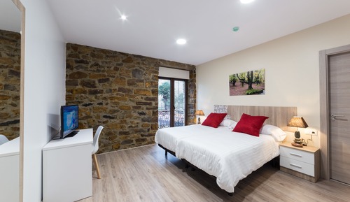 Habitación doble, balcón (103)