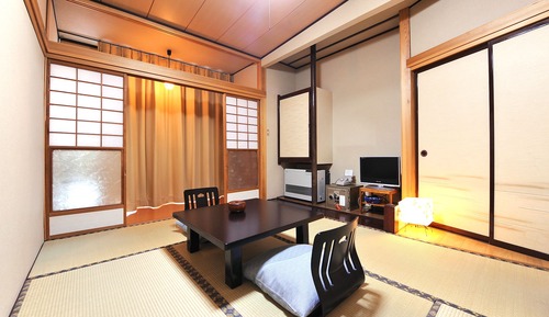 Habitación triple tradicional, no fumadores, baño compartido (Japanese Style, Main Building)