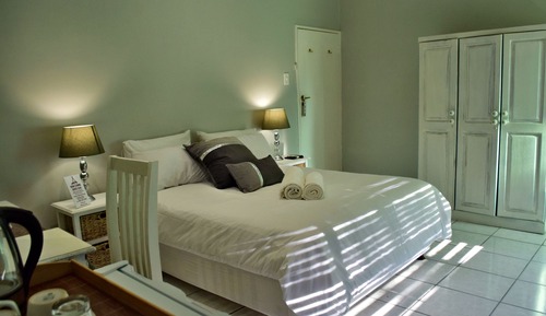 Honeymoon Room (5)