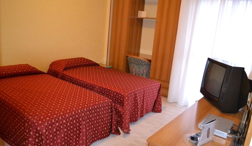 Habitación triple básica