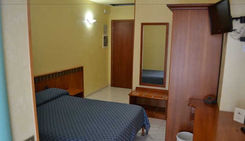 Habitación básica doble de uso individual