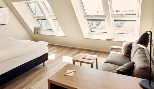 Suite 35