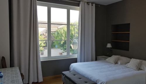 Suite familiar, baño privado, vistas al patio (Suite familiale)
