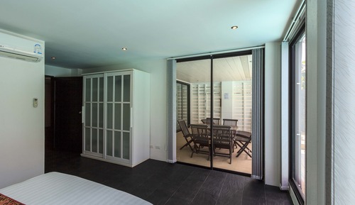3-Bedroom Pool Access Apartment