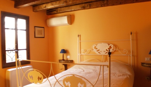 Habitación estándar con 1 cama doble o 2 individuales, vistas al jardín