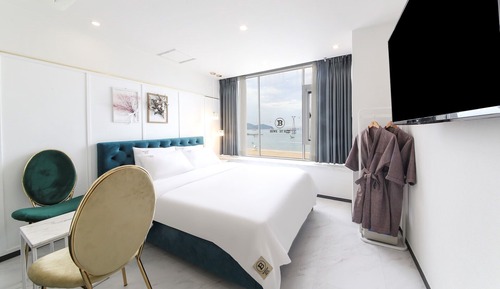 Habitación doble superior, 1 cama de matrimonio, vistas a la playa, frente a la playa