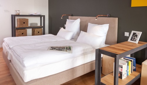 Suite (L)