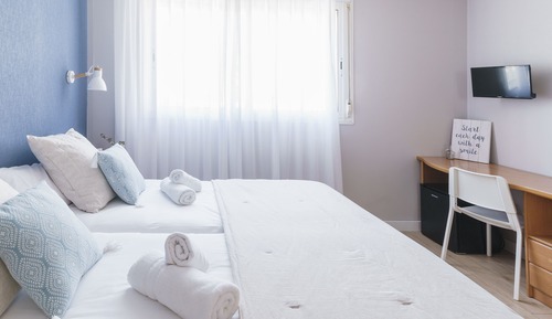 Habitación económica con 2 camas individuales