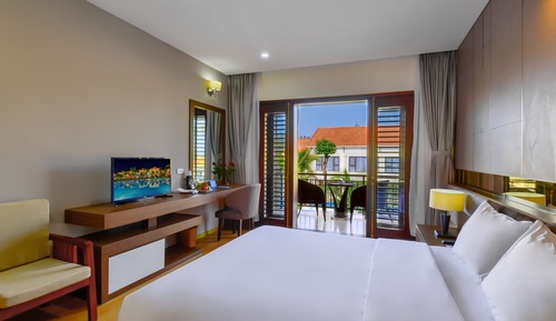 Habitación Deluxe doble, vistas a la piscina