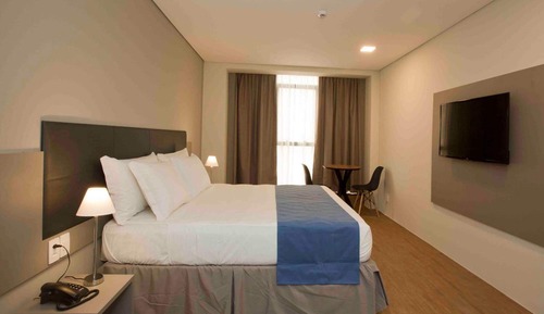 Habitación superior con 1 cama doble o 2 individuales