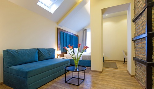 Habitación superior con 1 cama doble o 2 individuales