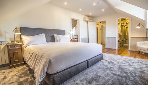 Ático familiar, 1 cama de matrimonio grande con sofá cama, bañera de hidromasaje