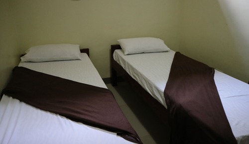 Habitación, baño privado ( Fan )