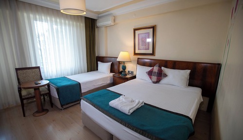 Habitación estándar con 1 cama doble o 2 individuales